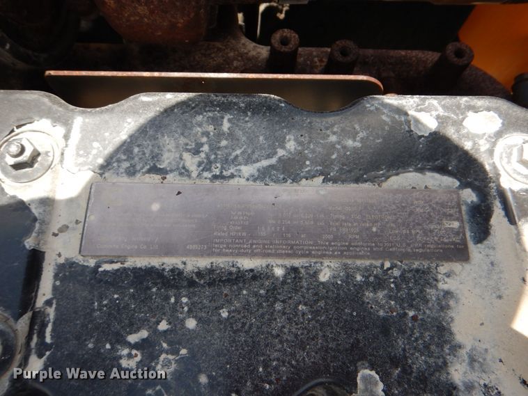 image for item DJ0777 2011 Hyundai Robex 210LC-9  long reach excavator