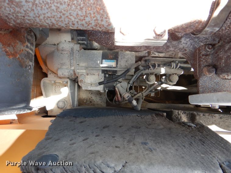 image for item DJ0777 2011 Hyundai Robex 210LC-9  long reach excavator