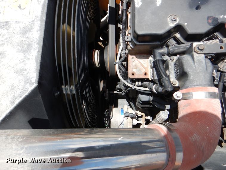 image for item DJ0777 2011 Hyundai Robex 210LC-9  long reach excavator