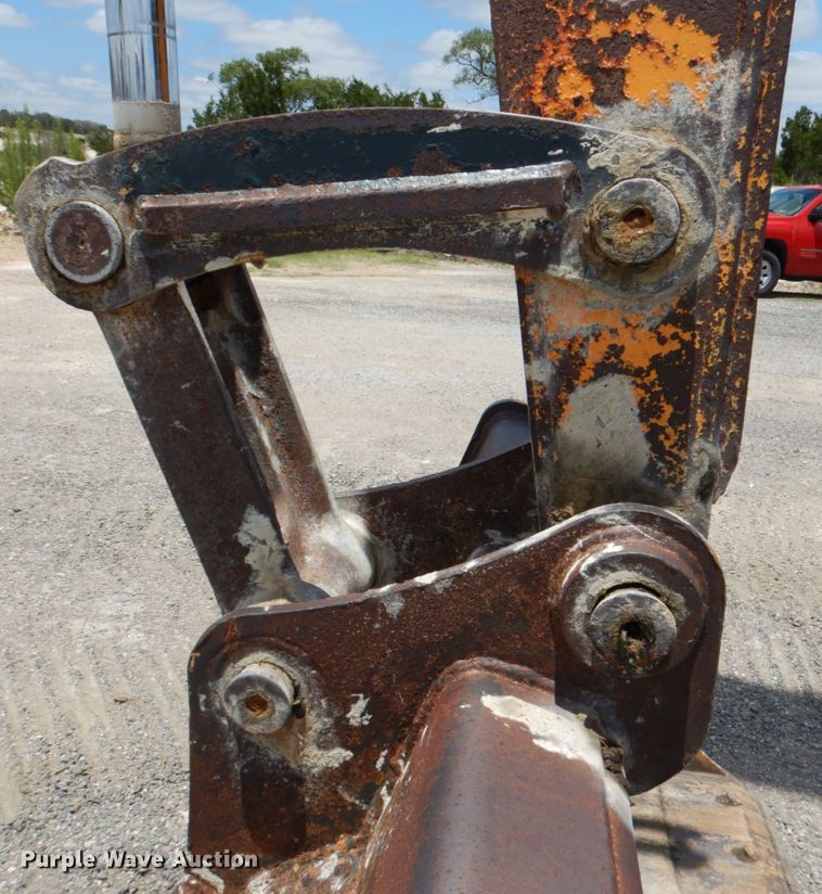 image for item DJ0777 2011 Hyundai Robex 210LC-9  long reach excavator