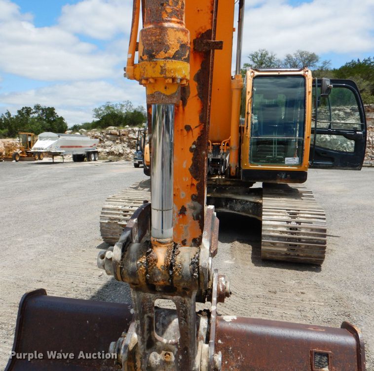 image for item DJ0777 2011 Hyundai Robex 210LC-9  long reach excavator