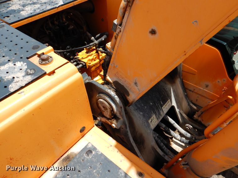 image for item DJ0777 2011 Hyundai Robex 210LC-9  long reach excavator