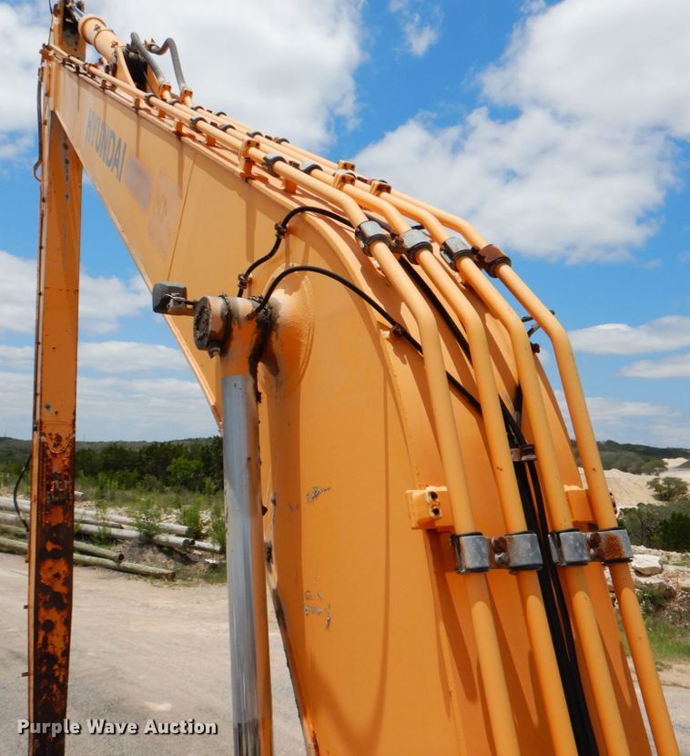 image for item DJ0777 2011 Hyundai Robex 210LC-9  long reach excavator