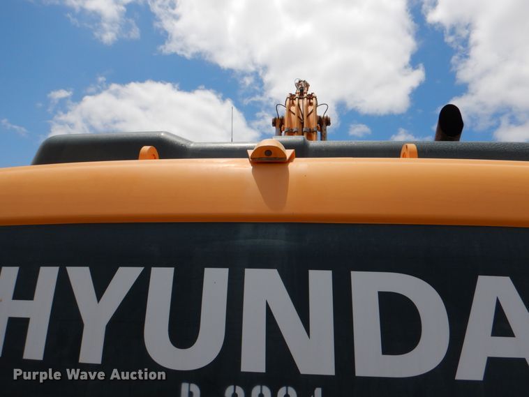 image for item DJ0777 2011 Hyundai Robex 210LC-9  long reach excavator