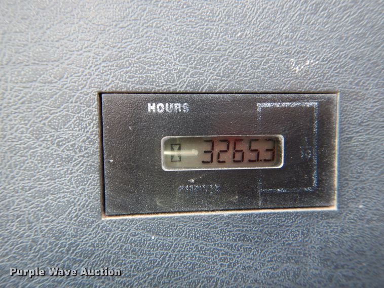 image for item DJ0777 2011 Hyundai Robex 210LC-9  long reach excavator