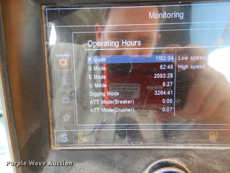 image for item DJ0777 2011 Hyundai Robex 210LC-9  long reach excavator