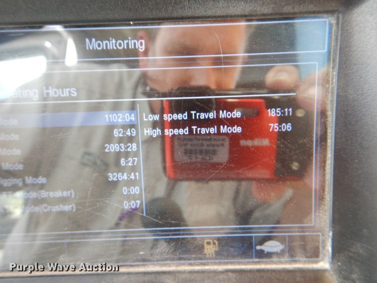 image for item DJ0777 2011 Hyundai Robex 210LC-9  long reach excavator