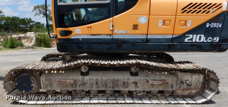 image for item DJ0777 2011 Hyundai Robex 210LC-9  long reach excavator