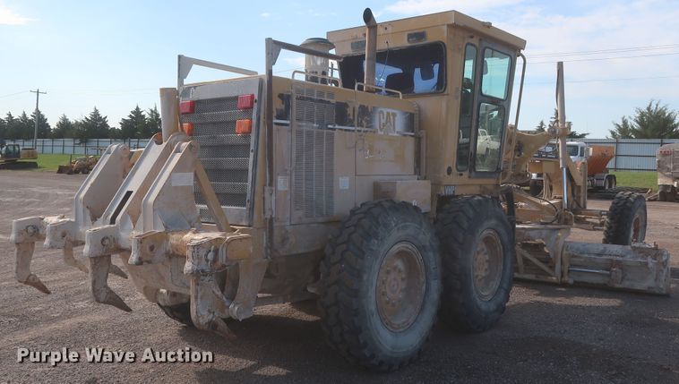 image for item DJ1834 1998 Caterpillar 140H  motor grader