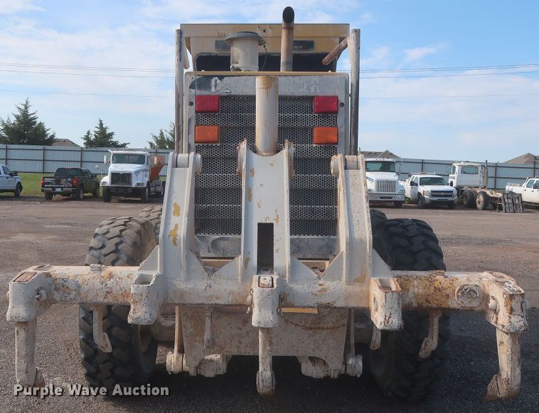 image for item DJ1834 1998 Caterpillar 140H  motor grader