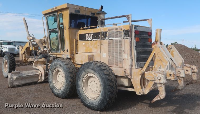 image for item DJ1834 1998 Caterpillar 140H  motor grader