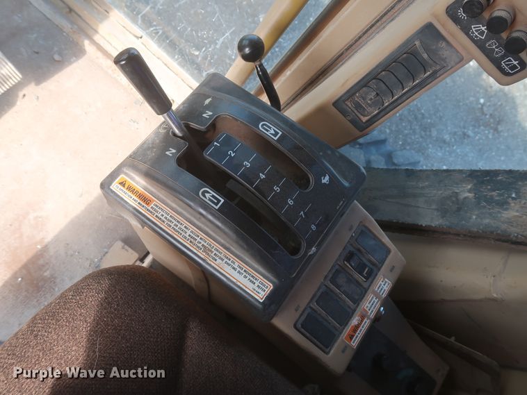 image for item DJ1834 1998 Caterpillar 140H  motor grader