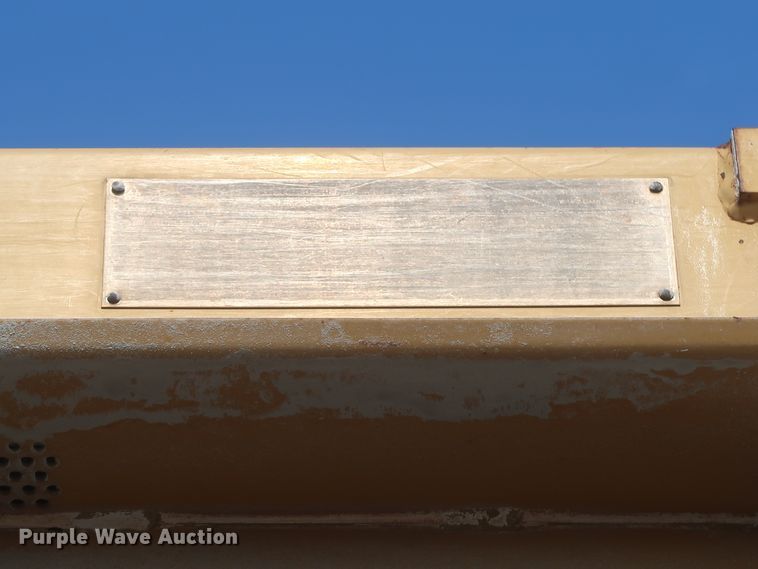 image for item DJ1834 1998 Caterpillar 140H  motor grader