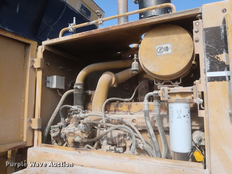 image for item DJ1834 1998 Caterpillar 140H  motor grader