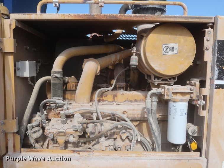 image for item DJ1834 1998 Caterpillar 140H  motor grader