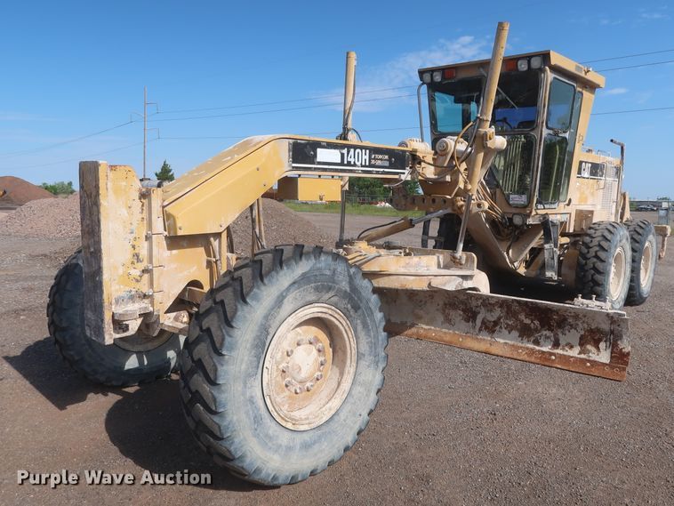 image for item DJ1834 1998 Caterpillar 140H  motor grader