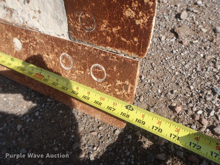 image for item DJ1834 1998 Caterpillar 140H  motor grader