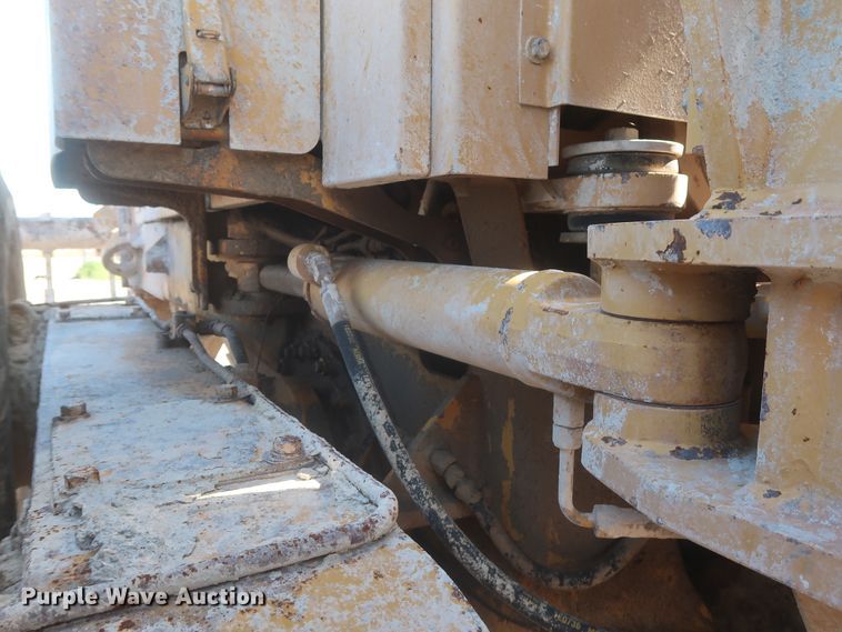 image for item DJ1834 1998 Caterpillar 140H  motor grader