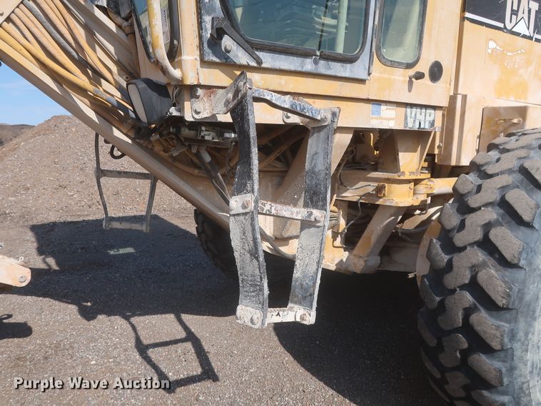 image for item DJ1834 1998 Caterpillar 140H  motor grader