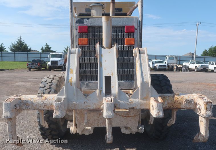 image for item DJ1834 1998 Caterpillar 140H  motor grader