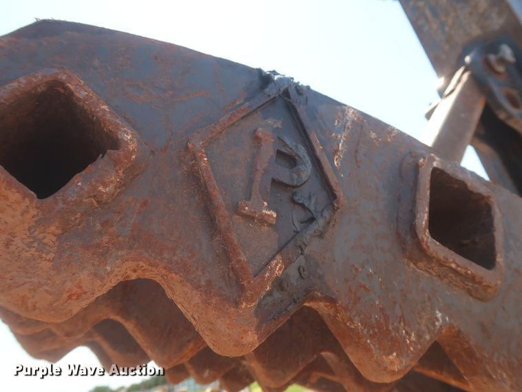 image for item DJ1904 2007 John Deere 240DLC  excavator