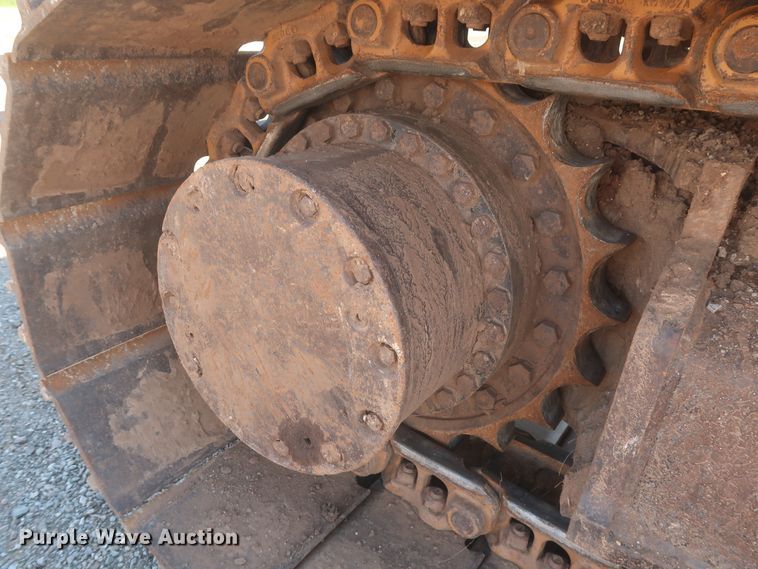 image for item DJ1904 2007 John Deere 240DLC  excavator