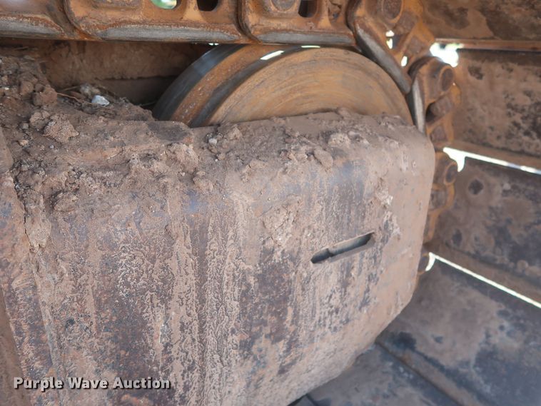 image for item DJ1904 2007 John Deere 240DLC  excavator