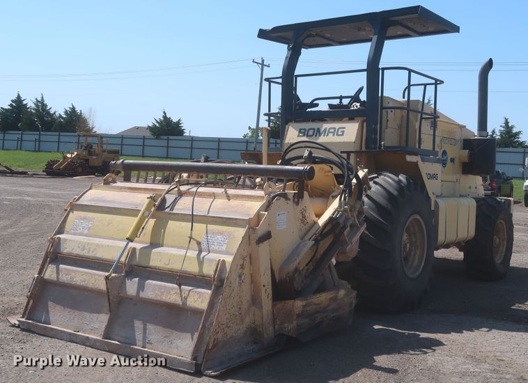 image for item DJ1906 Bomag MPH362R  reclaimer