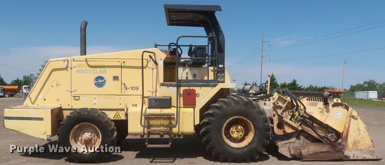 image for item DJ1906 Bomag MPH362R  reclaimer