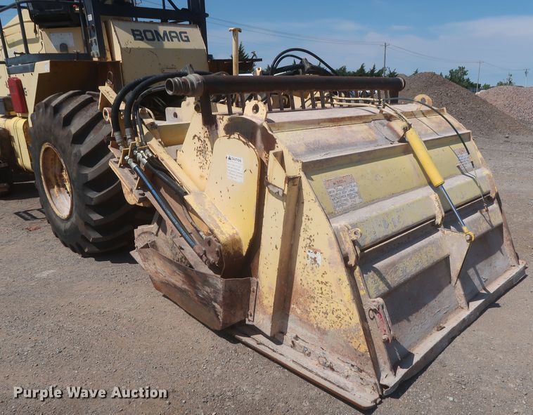 image for item DJ1906 Bomag MPH362R  reclaimer