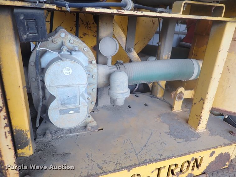 image for item DJ5693 Vac-Tron  vacuum excavator