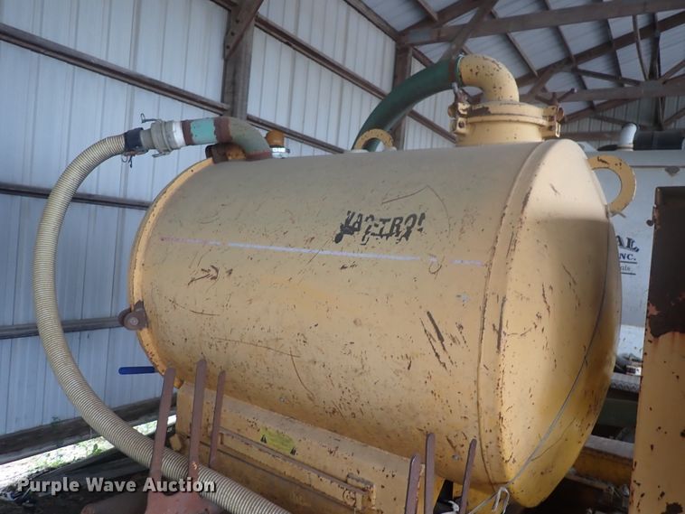 image for item DJ5693 Vac-Tron  vacuum excavator