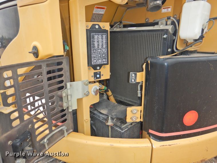 image for item DJ8486 2003 Caterpillar 308C CR  mini excavator