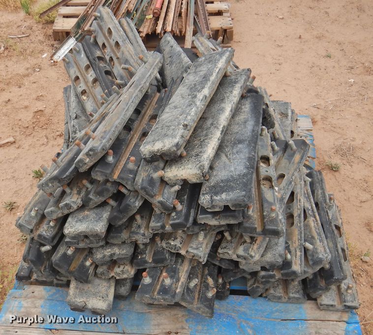 image for item DJ8486 2003 Caterpillar 308C CR  mini excavator