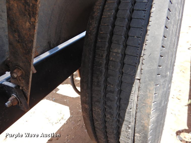 image for item DJ8488 2006 Nedland EZ Rolloff  roll-off container trailer