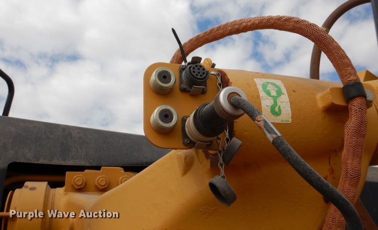 image for item DJ8844 2011 Caterpillar 140M  motor grader