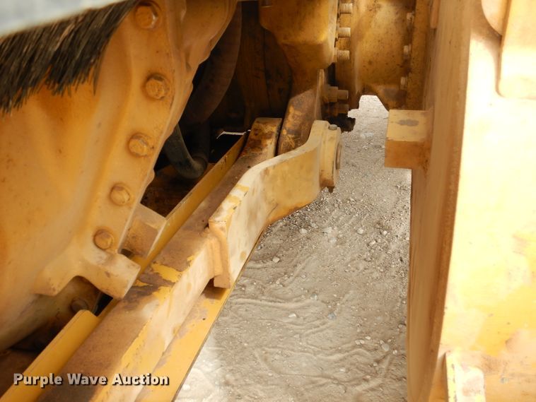 image for item DJ8844 2011 Caterpillar 140M  motor grader