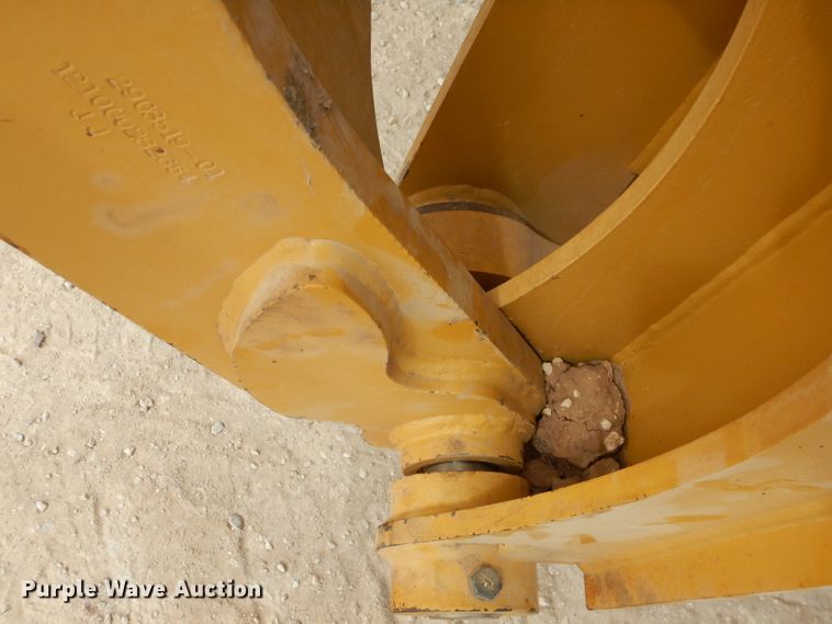 image for item DJ8844 2011 Caterpillar 140M  motor grader