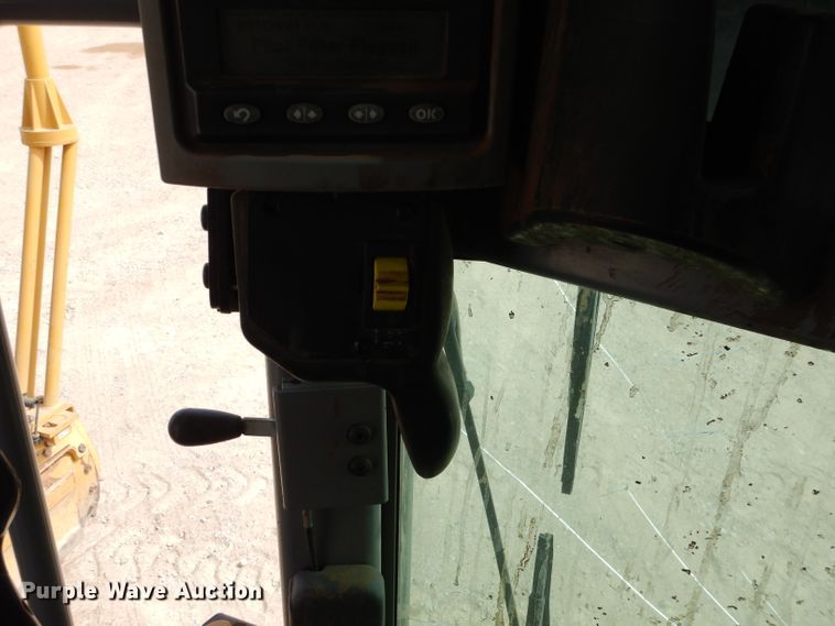 image for item DJ8844 2011 Caterpillar 140M  motor grader