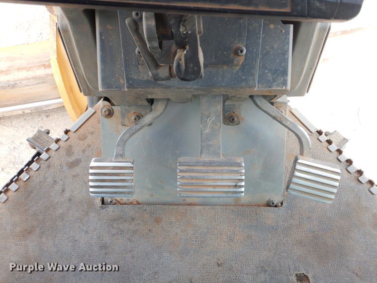 image for item DJ8844 2011 Caterpillar 140M  motor grader
