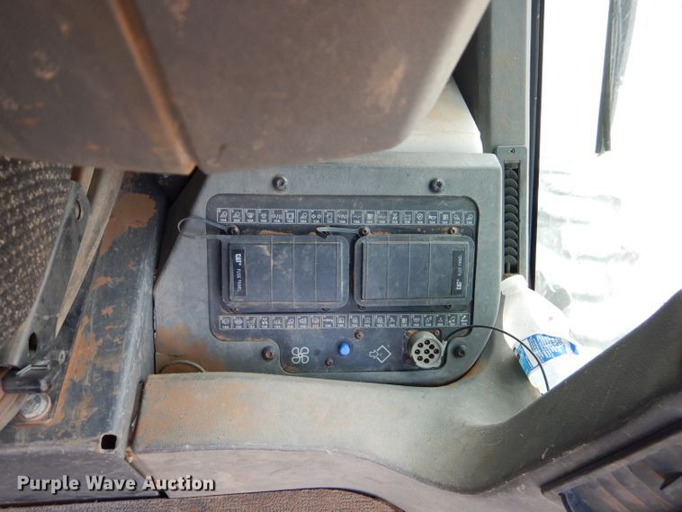 image for item DJ8844 2011 Caterpillar 140M  motor grader