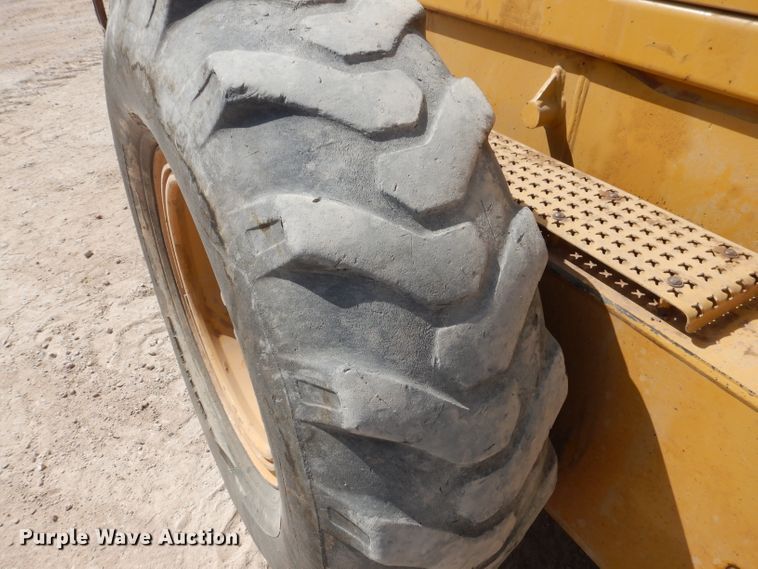 image for item DJ8844 2011 Caterpillar 140M  motor grader