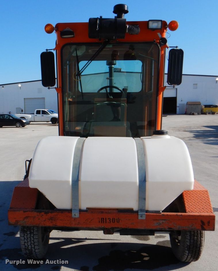 image for item DK5650 2013 Broce KR 450  broom