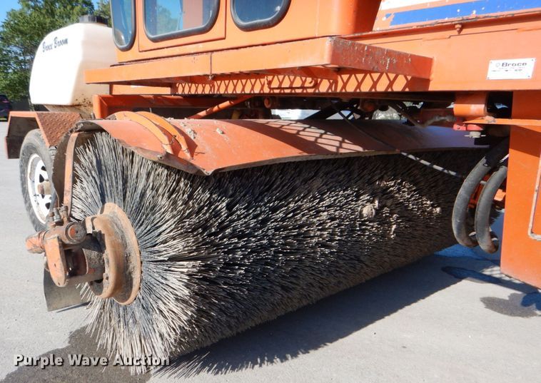 image for item DK5650 2013 Broce KR 450  broom