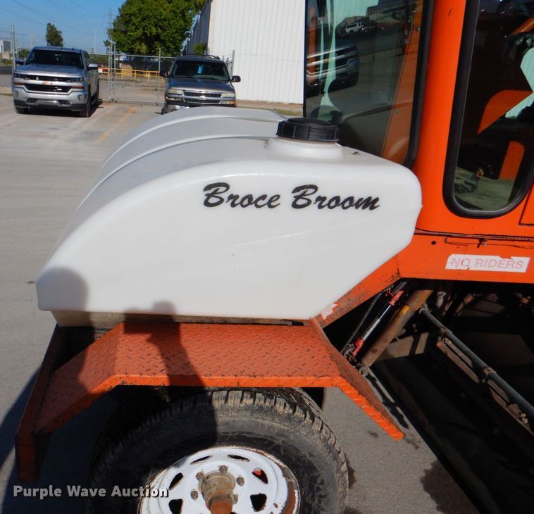 image for item DK5650 2013 Broce KR 450  broom