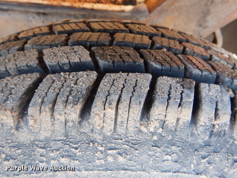 image for item DK5650 2013 Broce KR 450  broom