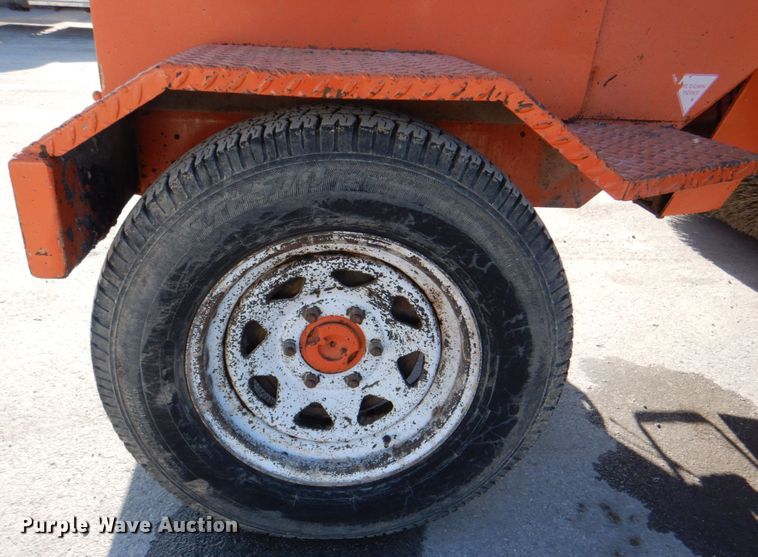 image for item DK5650 2013 Broce KR 450  broom