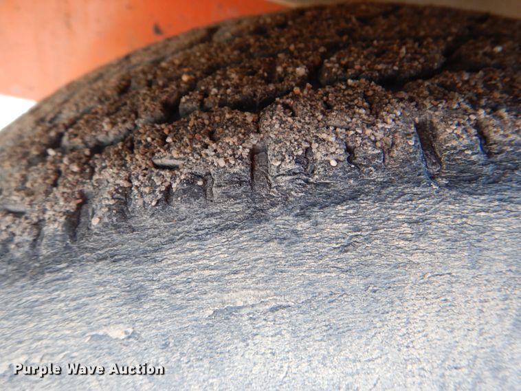 image for item DK5650 2013 Broce KR 450  broom