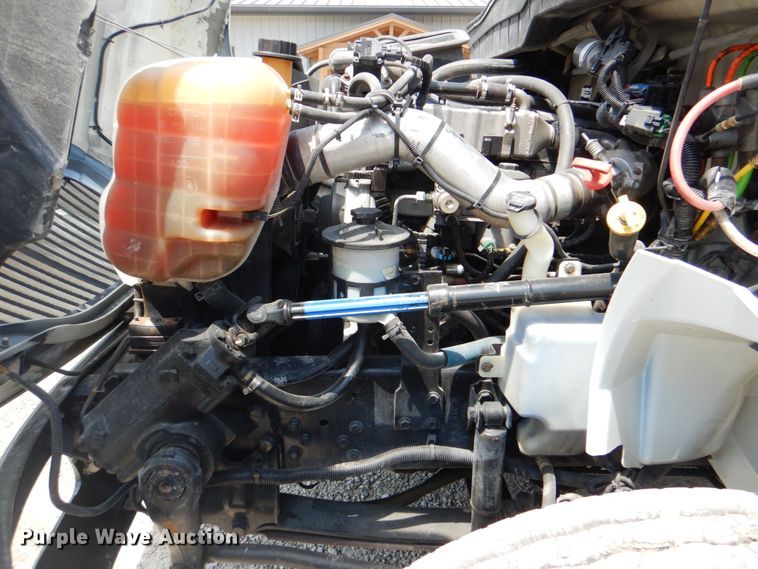 image for item DK5679 2009 International 4300  tank truck