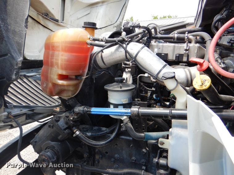 image for item DK5679 2009 International 4300  tank truck